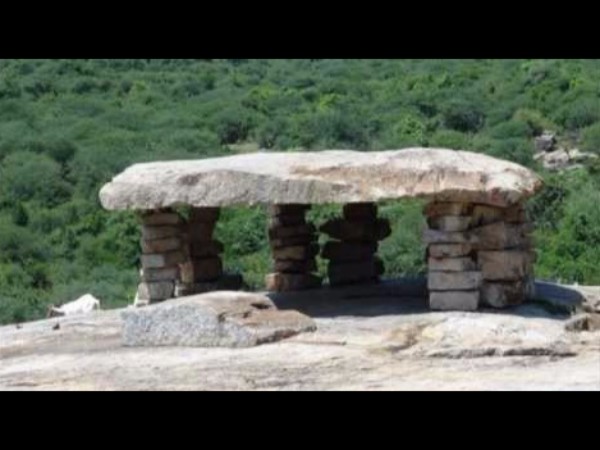 రాక్షస గుళ్ళు