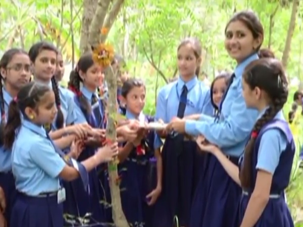 గాంధీజీ కాలలుకన్న గ్రామ స్వరాజ్యం