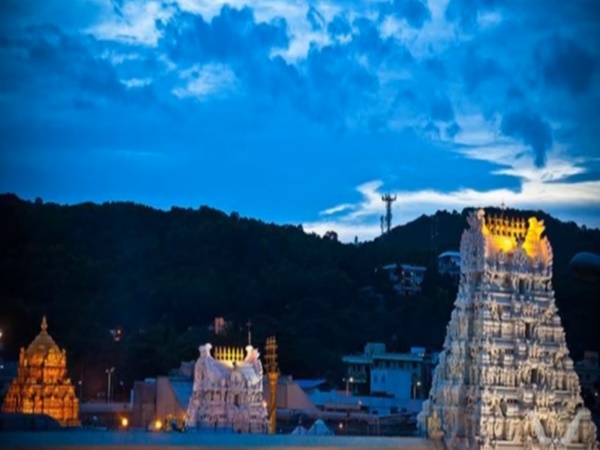కలియుగ వైకుంఠదేవుడు