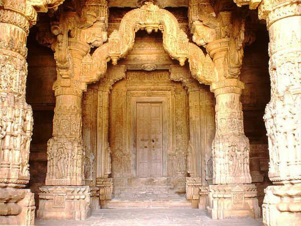 అత్త - కోడలు దేవాలయం