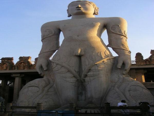 గోమఠేశ్వర విగ్రహం