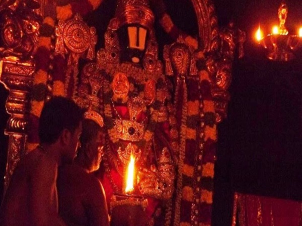 మూడు బావులు