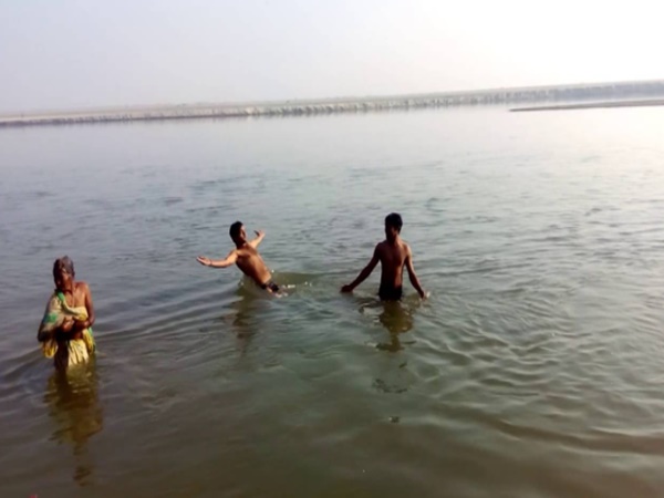 ఈ నదిలో ఇసుకతోపాటు బంగారం