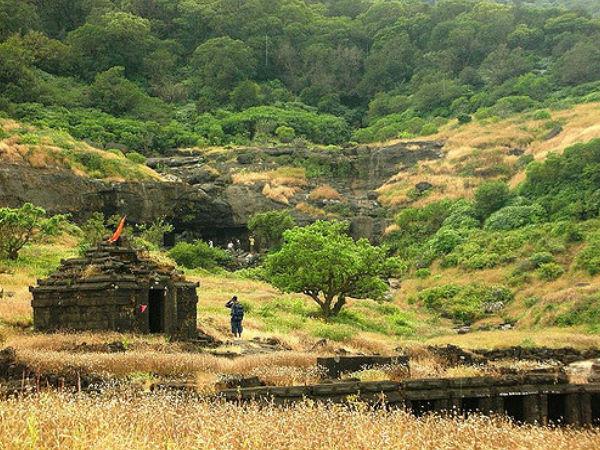 హరిశ్చంద్రగడ్ ఎలా చేరుకోవాలి ?