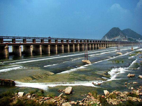 ప్రకాశం బారేజ్