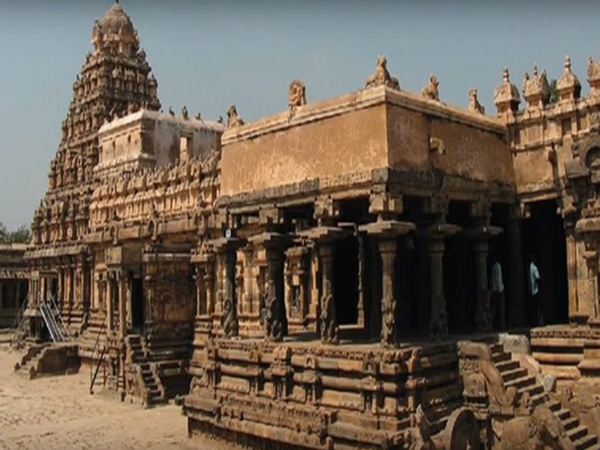 మ్యూజికల్ పిల్లర్స్ రహస్యం