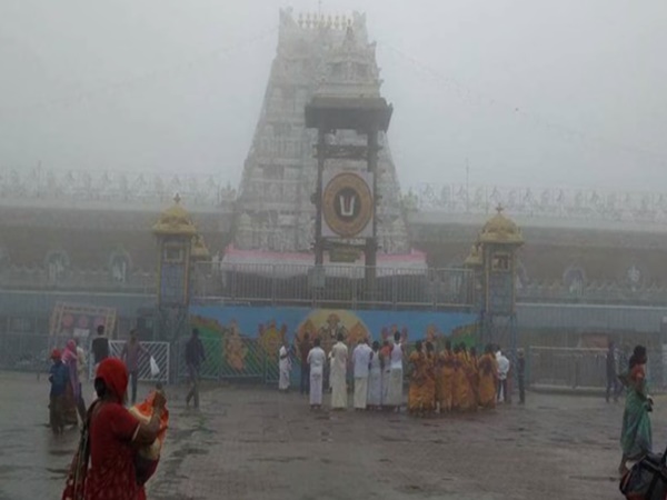 110 డిగ్రీలు ఉష్ణోగ్రతతో మూలవిరాట్టు