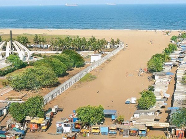 మెరీనా బీచ్ లో ఈత కొడితే ఏమవుతుందో తెలిస్తే... నీటిలోకి కూడా దిగరు..!