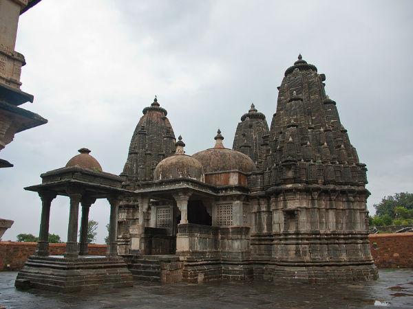 మచ్చల్ మహావీర్ దేవాలయం