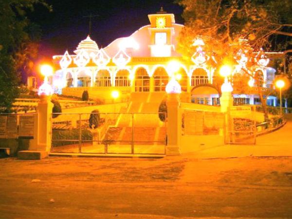 బ్రహ్మ కుమారీస్ ఆధ్యాత్మిక విశ్వ విద్యాలయం