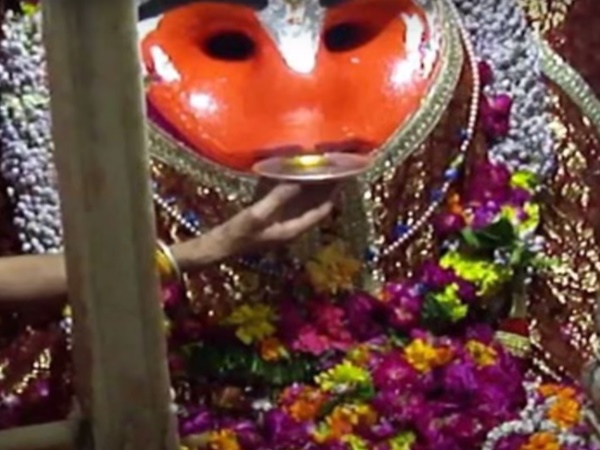 మరో మిస్టరీ కబీస్ బాబా ఆలయం