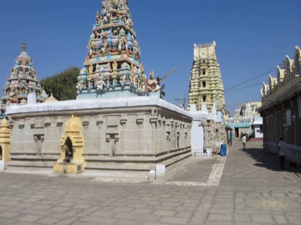 అక్కడి అమ్మవారి చరిత్ర వింటే షాక్