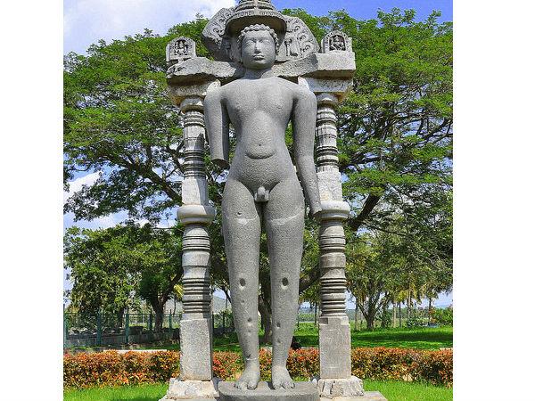 చరిత్ర విషయానికి వస్తే ..
