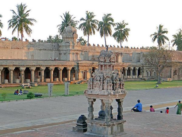 మొట్టమొదటి గ్రానైట్ దేవాలయం