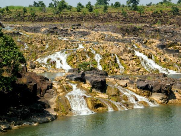 కనకై జలపాతాలు