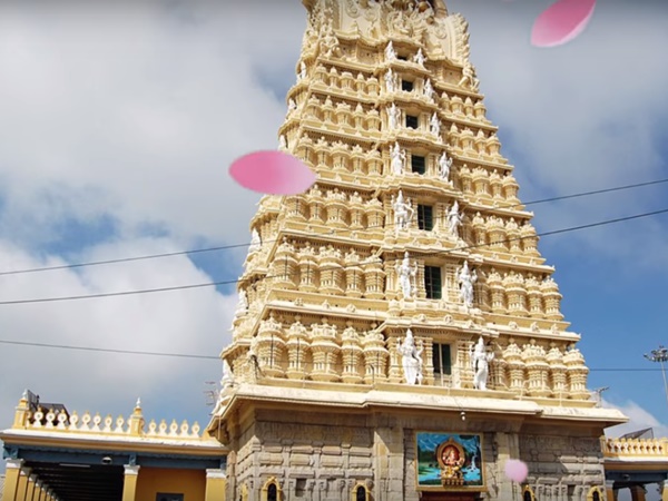 పర్వత శ్రేణుల్లో వెలసిన అద్భుతమైన సప్త దేవి ఆలయాలు..!