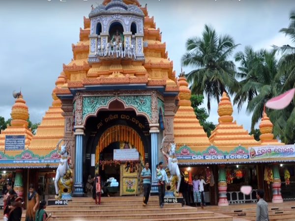 పర్వత శ్రేణుల్లో వెలసిన అద్భుతమైన సప్త దేవి ఆలయాలు..!