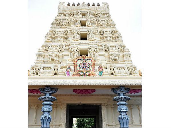 ప్రధాన ఆలయం