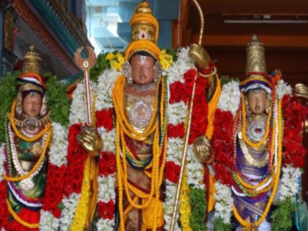 శ్రీరాముడు శయనిస్తూ దర్శనమిచ్చే ఏకైక ఆలయం