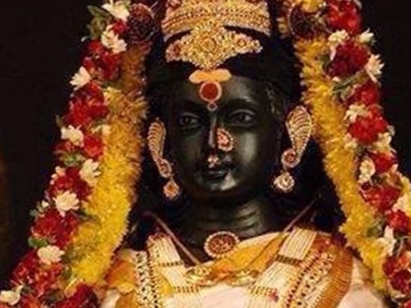 ఒక్కో సమయంలో ఒక్కో రూపంలో కనిపించే అమ్మవారు