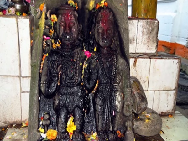 ఒక్కో సమయంలో ఒక్కో రూపంలో కనిపించే అమ్మవారు
