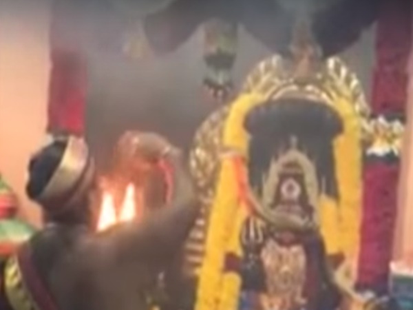 19 అడుగుల పాము కాపలాగా ఉన్న ఆలయం తెలుసా?