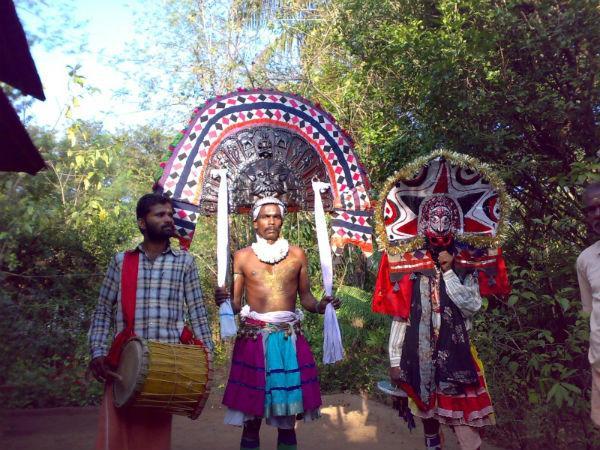 డాన్స్ లు చేస్తే దేవుడు దిగి రావలసిందే!
