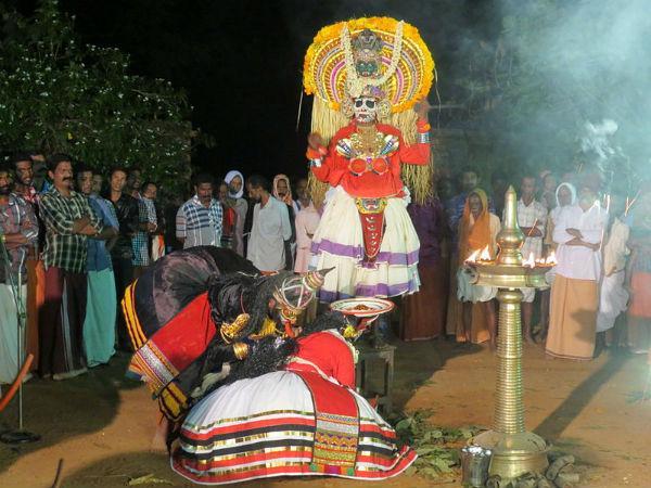 డాన్స్ లు చేస్తే దేవుడు దిగి రావలసిందే!