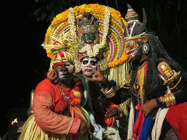 డాన్స్ లు చేస్తే దేవుడు దిగి రావలసిందే!