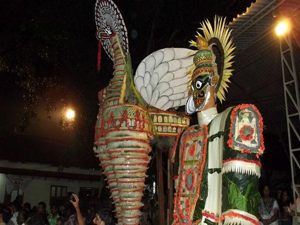 డాన్స్ లు చేస్తే దేవుడు దిగి రావలసిందే!