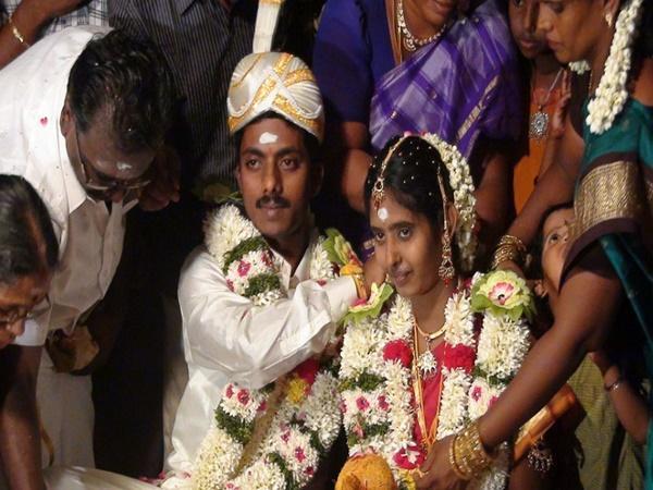 మీకు చాలా కాలం నుండి వివాహం కావట్లేదా? ఒక సంవత్సరం లోపల వివాహం చేసుకోవడానికి ఇక్కడకు వెళ్ళండి