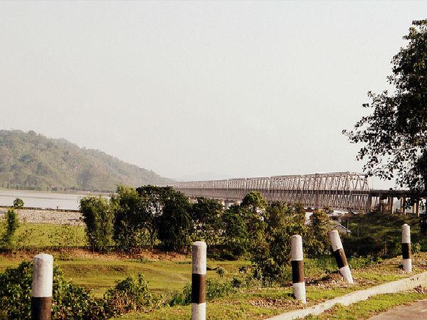 ఇండియాలోని మొదటి పది రైల్వే వంతెనలు !!