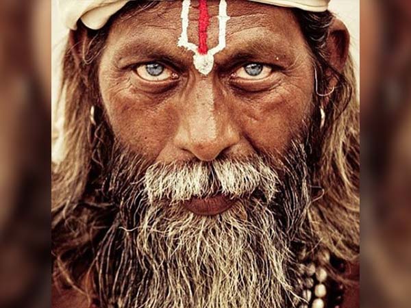 2. కథ ఇలా మొదలు