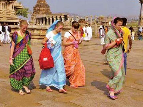 4.శిల్పకళల కాణాచి