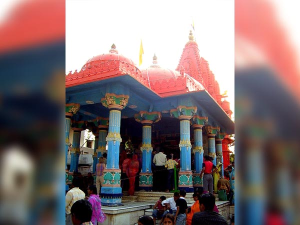 9.పుష్కర్ దేవాలయం