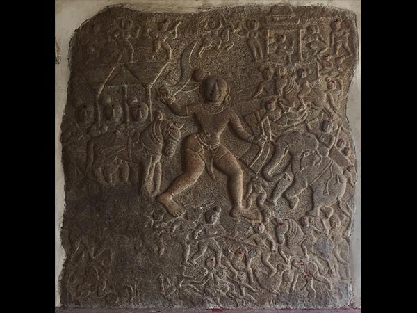 1. ఎల్ ఆకారంలో గుడి