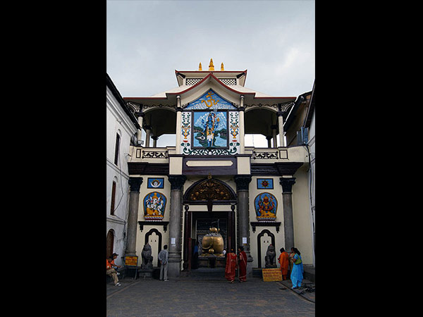 10. వారిని అనుమతించరు.