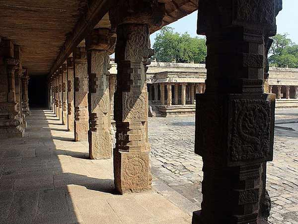 10 సప్త స్వరాలు వినిపిస్తాయి