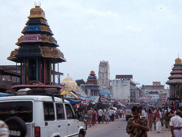12. గిరి ప్రదక్షిణ