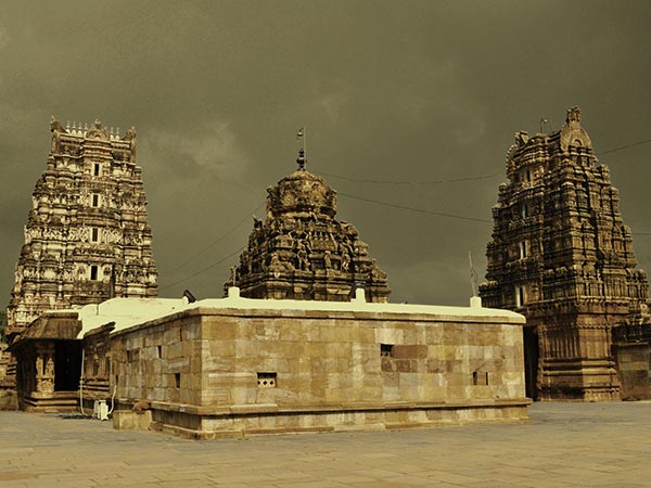 15. చోళ శిల్పకళ