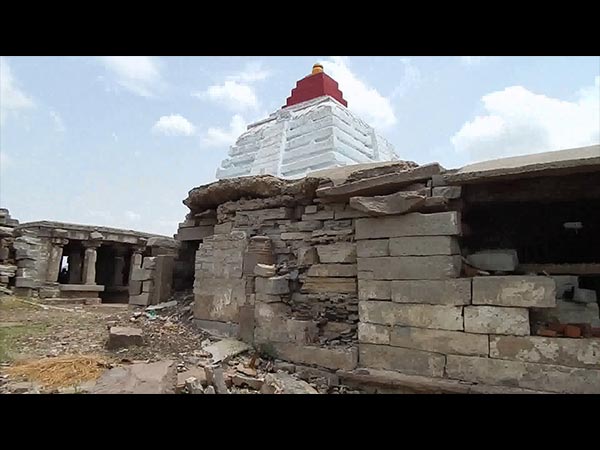 15. అలంపుర మార్గంలో...