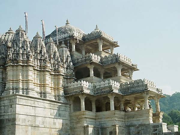 15. నీమాచ్ మాతా ఆలయం...