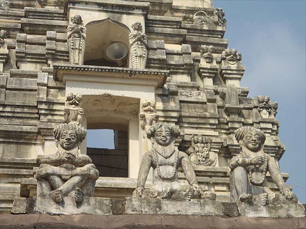 15. ద్రాక్షారామం ఎలా చేరుకోవాలి ?