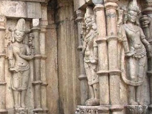 16. అందరినీ కోల్పోయి...