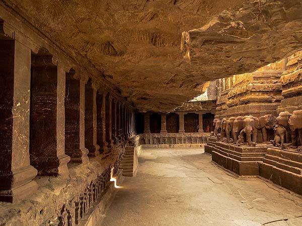 16. బౌద్ధపతాలకు సంబంధించిన...