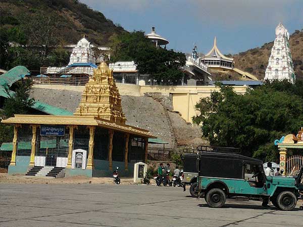 4. గద్దలచోటు అని కూడా