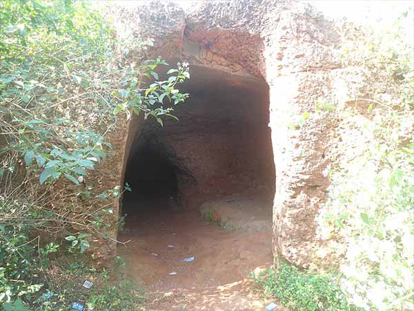 6.రహస్య మార్గము.. నివాసము