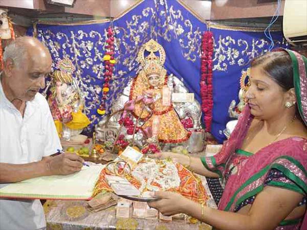 6. అందమైన ఆలయాలకు