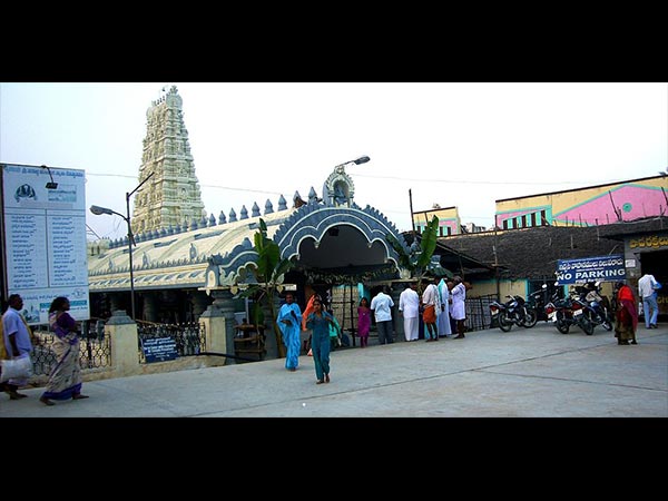 7. అబద్ధాలు చెప్పేవారు భయపడుతారు