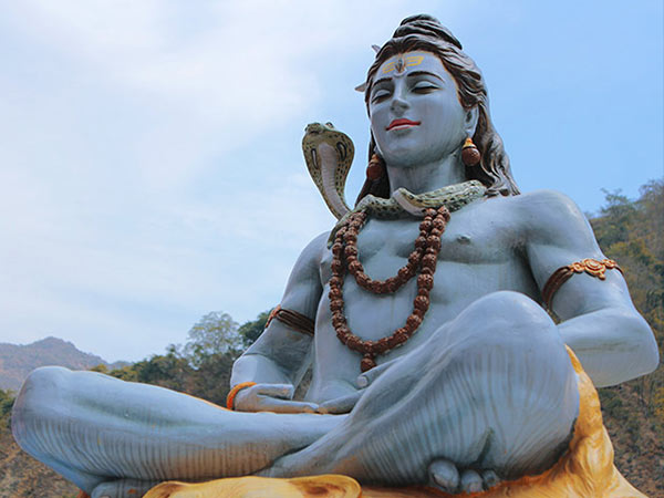 8.పడమరవైపునకు తిరిగాడు